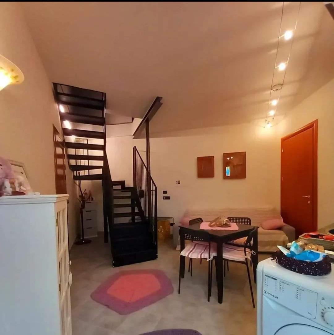 Cascina Roella Guest House Monforte D'Alba Exterior photo